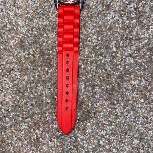 🌟Zebra print watch with red watch band - Picture 4 of 4